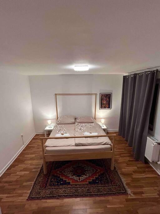 Апартаменты Cosy & Flat Near Center
