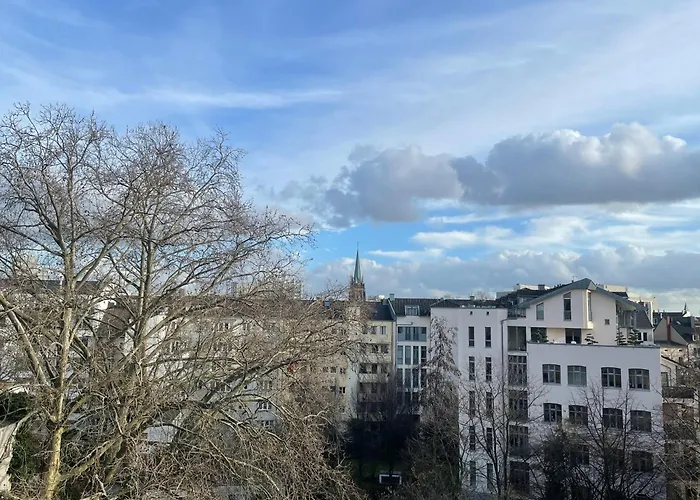 Cosy & Central Flat Near Duesseldorf Center