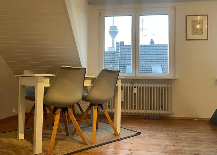 Cosy & Central Flat Near Duesseldorf Center